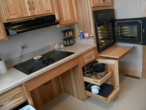 Kitchen after remodel photo 3